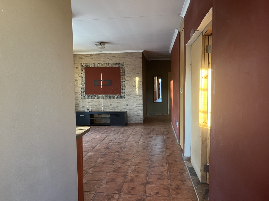 3 Bedroom Property for Sale in Waterval East North West